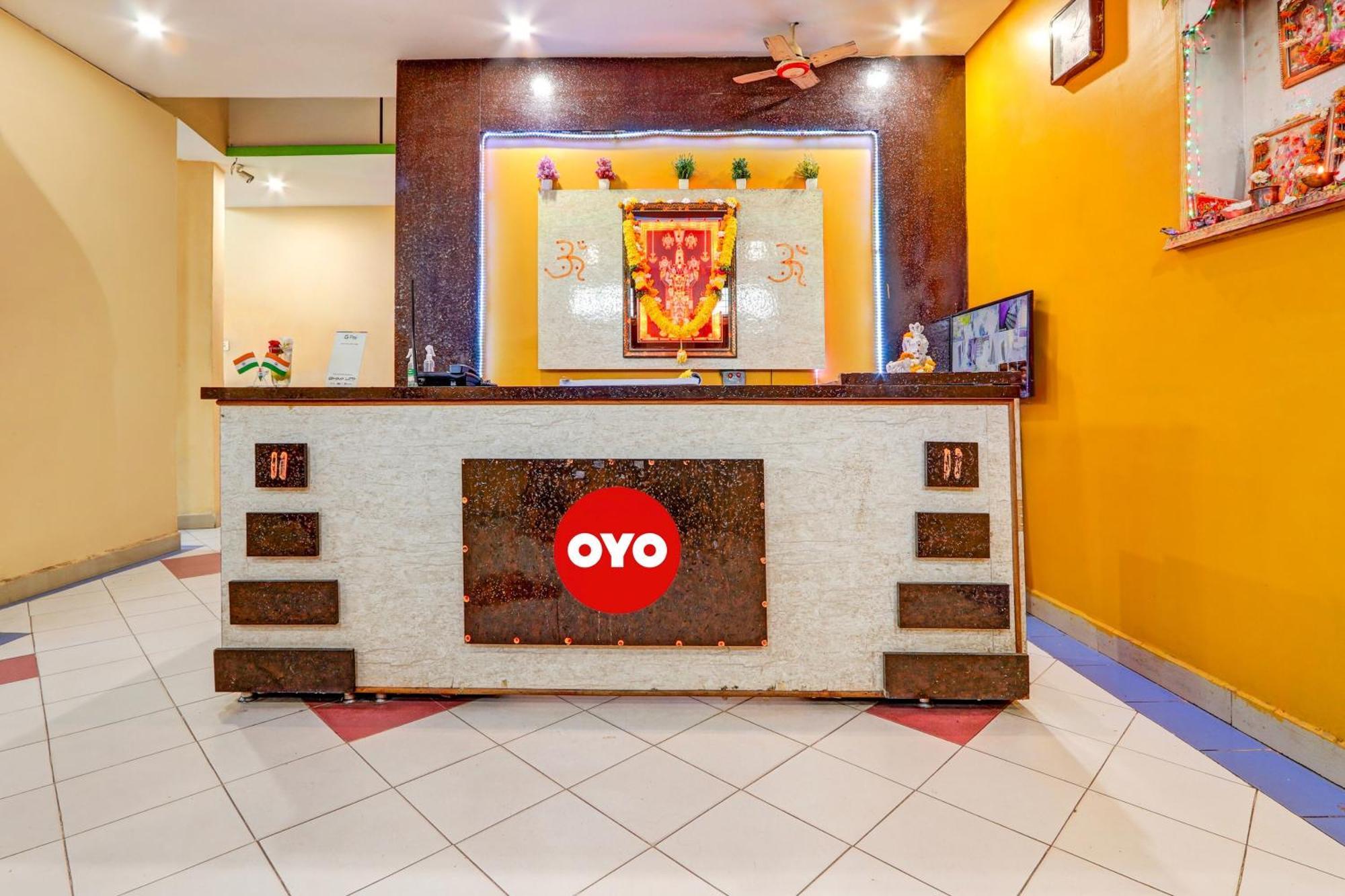 Oyo Flagship Hotel Samruddhi Lodge Nirmal (Telangana) Exterior foto