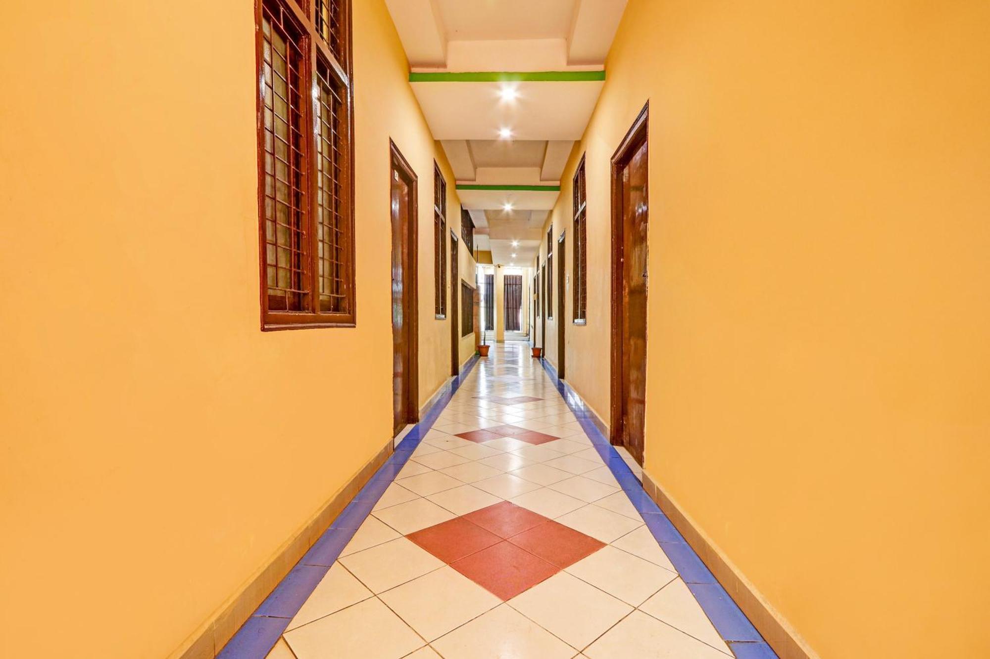 Oyo Flagship Hotel Samruddhi Lodge Nirmal (Telangana) Exterior foto